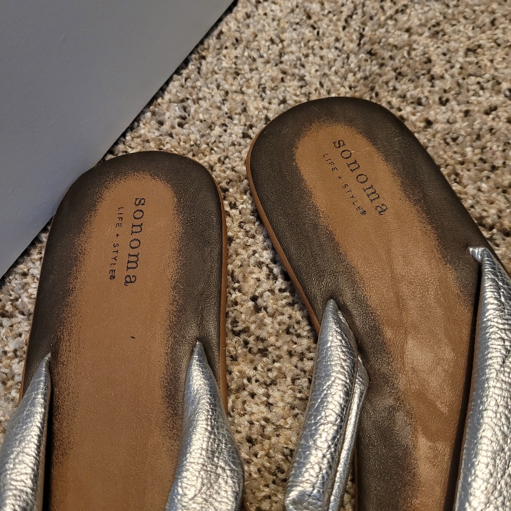 💥NEXT OFFER TAKES IT💥 Sonoma Flip Flops - Picture 2 of 4